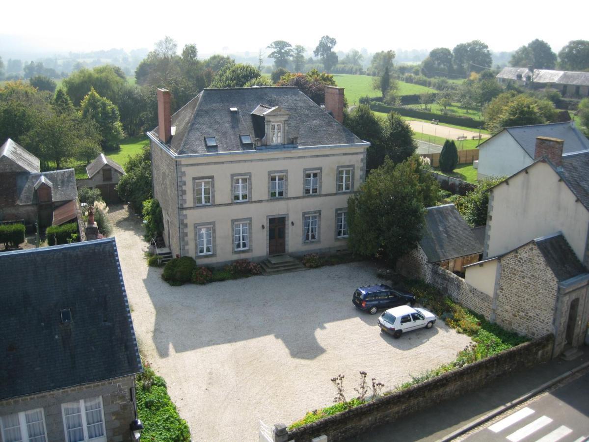 Maison D'Hotes La Doucelle Culture Et Bien-Etre Lignieres-Orgeres Eksteriør bilde