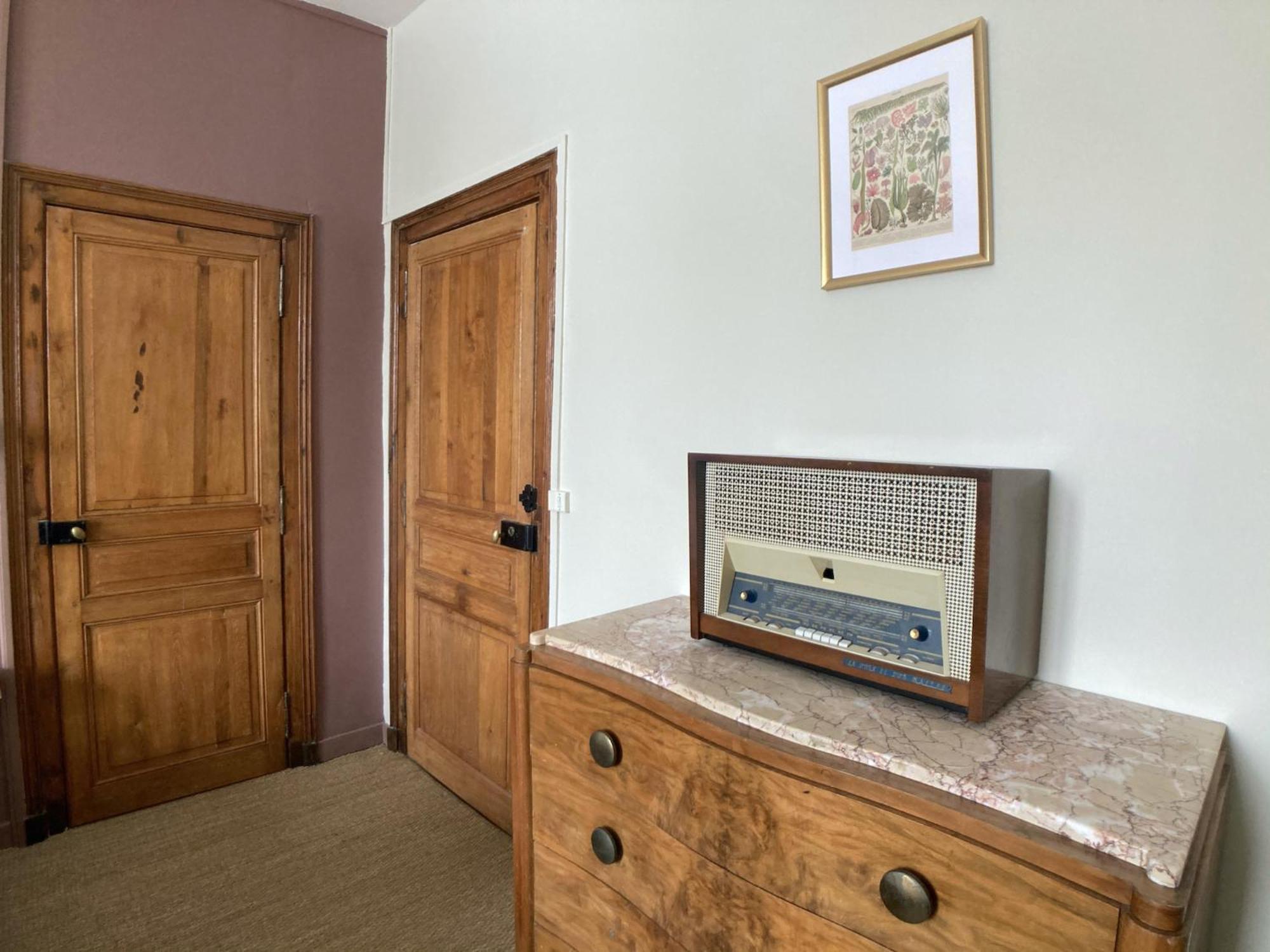 Maison D'Hotes La Doucelle Culture Et Bien-Etre Lignieres-Orgeres Rom bilde